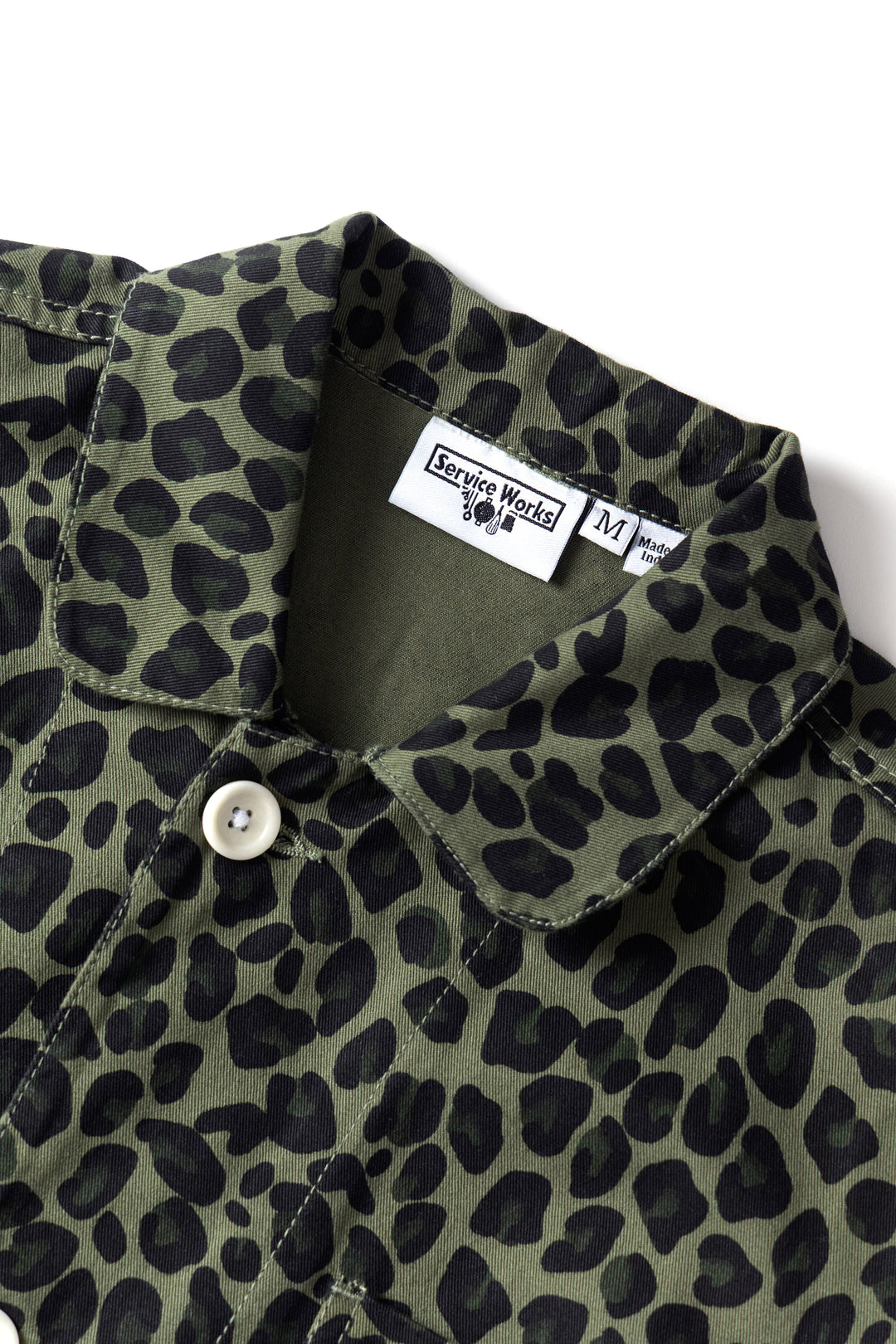Patterned Easy Chef Shirt - Green Leopard