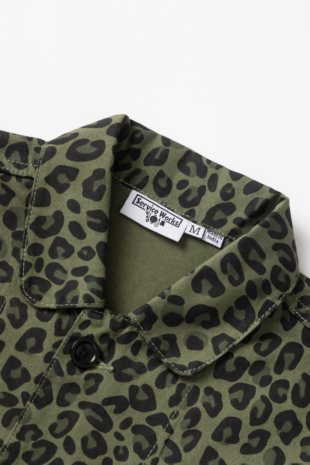 Patterned Easy Chef Shirt - Green Leopard