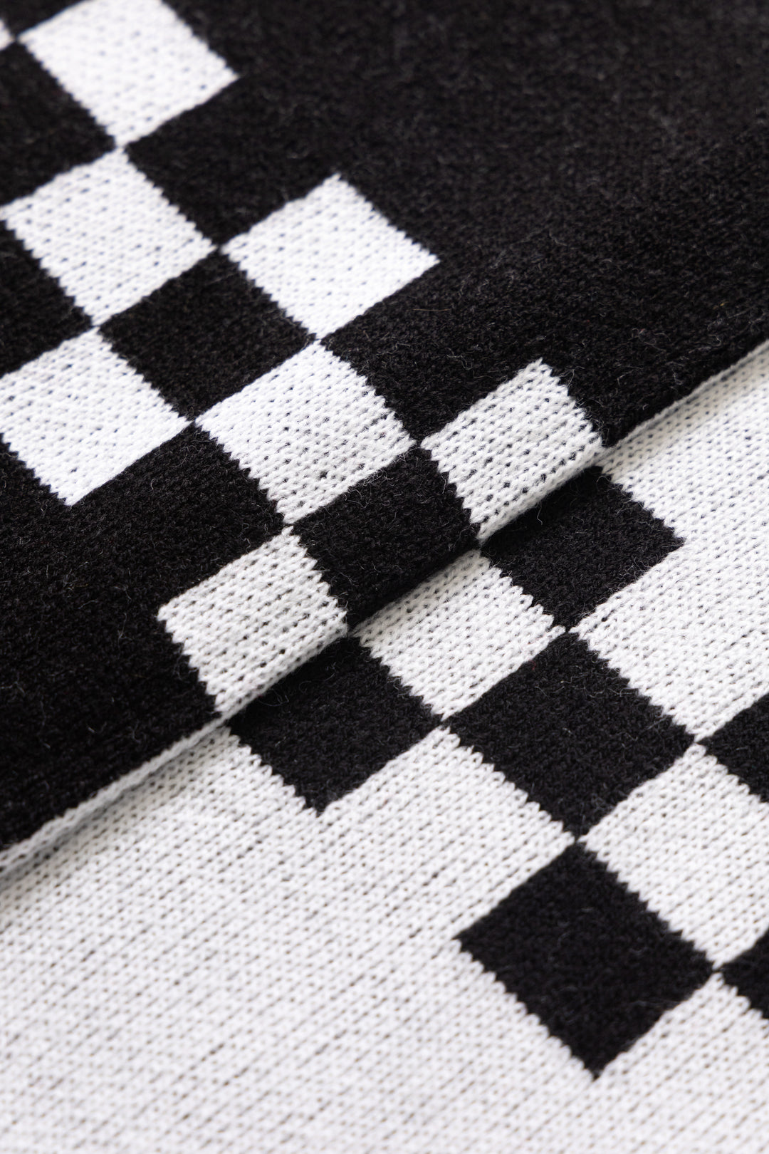 Chase Scarf - Mono